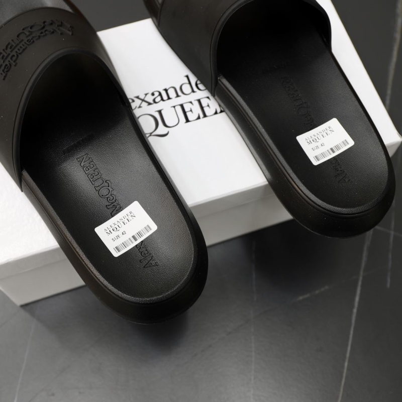 Alexander Mcqueen slippers